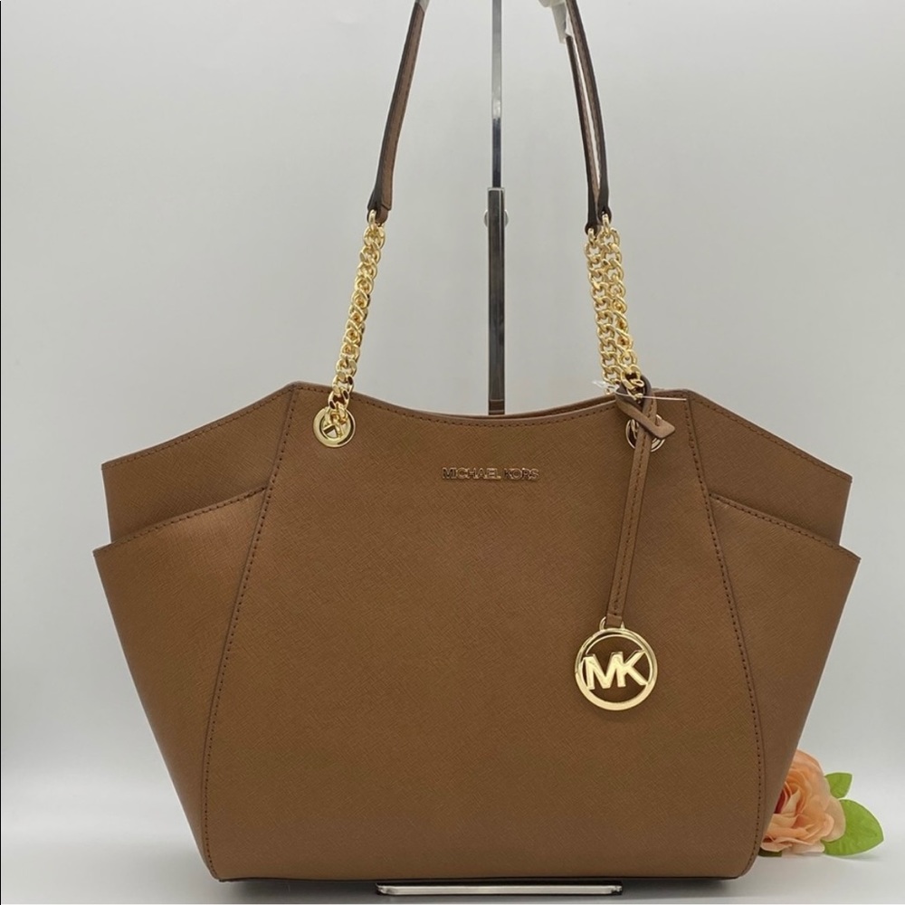 BEAUTIFUL MICHAEL KORS HAND BAG 💼